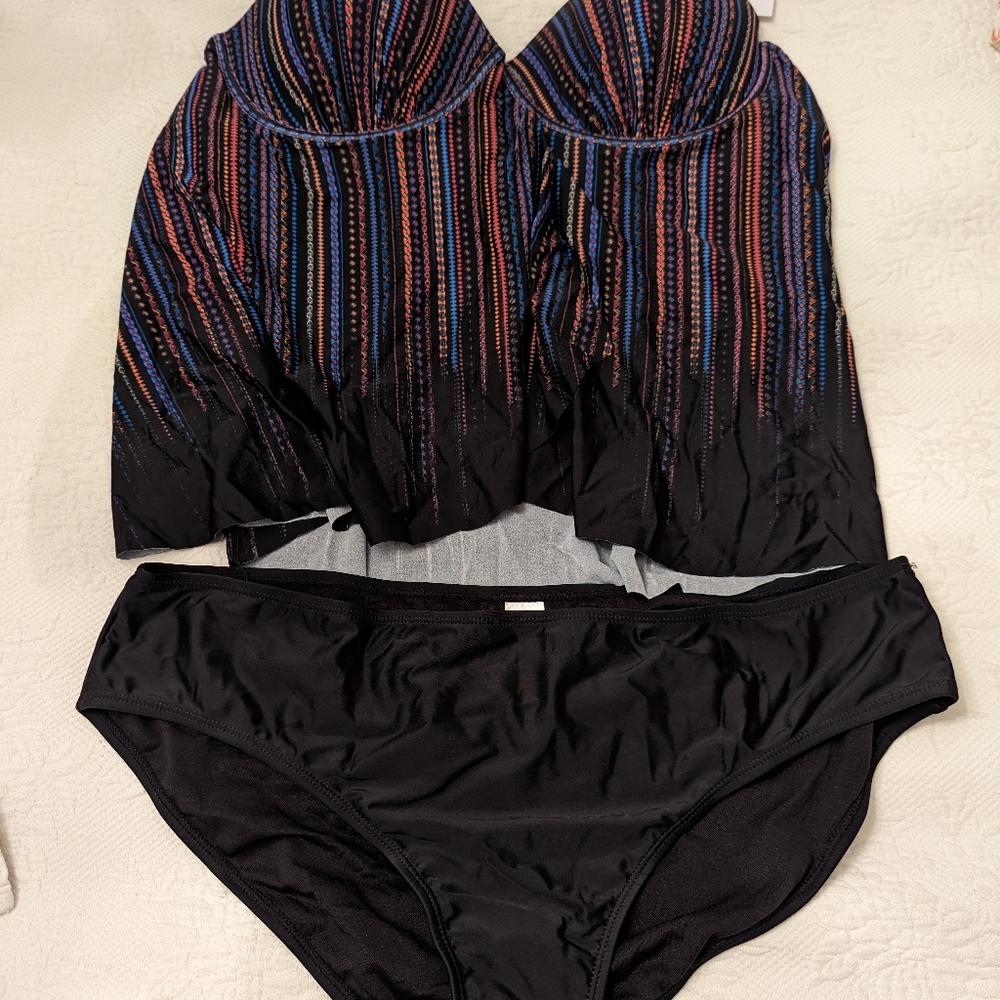 NWT in bag two piece tankini Meet.Curve